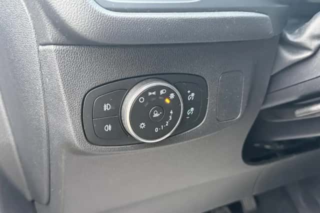 Ford Focus (2022) thumbnail 13