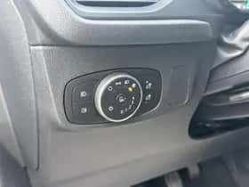 Ford Focus (2022) thumbnail 13