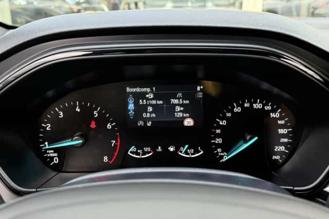 Ford Focus (2022) thumbnail 15