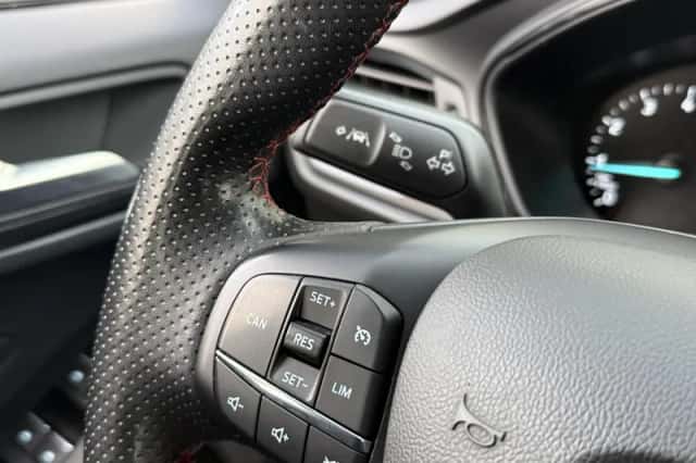 Ford Focus (2022) thumbnail 16