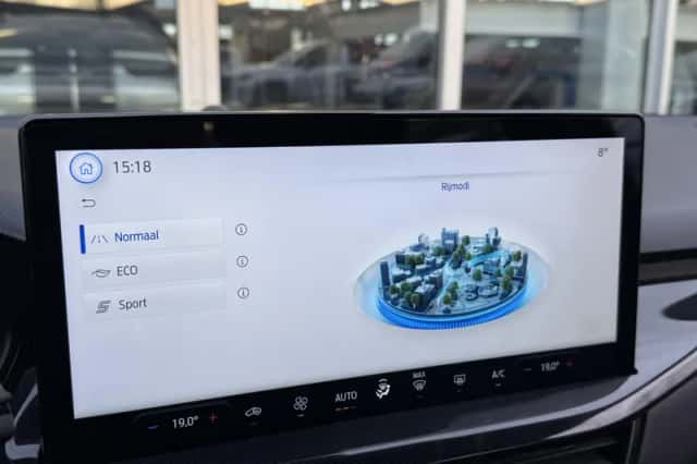 Ford Focus (2022) thumbnail 21
