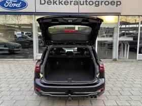 Ford Focus (2022) thumbnail 5