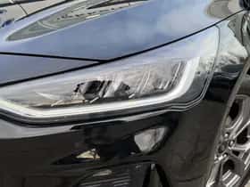 Ford Focus (2022) thumbnail 7