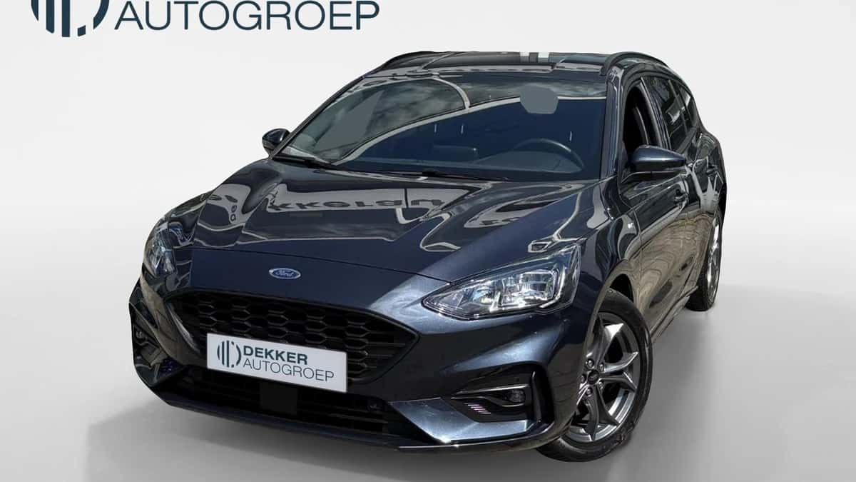 Ford Focus (2021) — foto 1