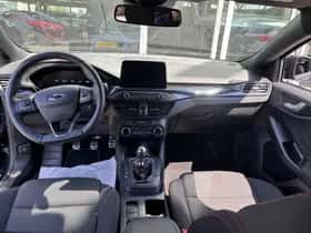 Ford Focus (2021) thumbnail 24