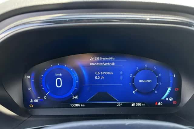 Ford Focus (2021) thumbnail 5