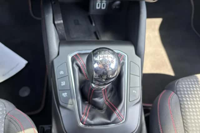 Ford Focus (2021) thumbnail 8