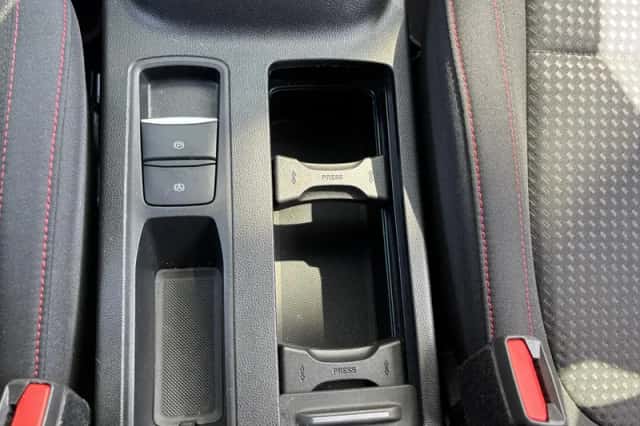 Ford Focus (2021) thumbnail 10