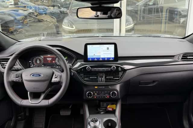 Ford Kuga (2024) thumbnail 12