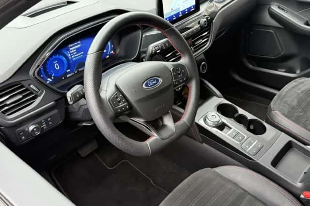 Ford Kuga (2024) thumbnail 13