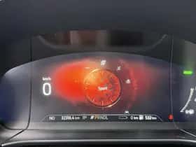 Ford Kuga (2024) thumbnail 17