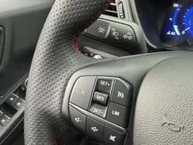 Ford Kuga (2024) thumbnail 26