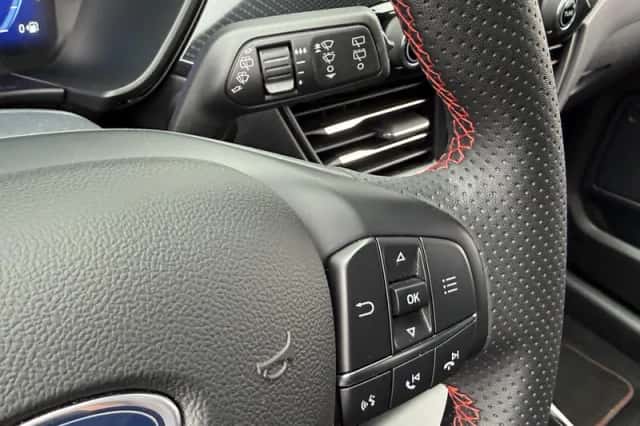 Ford Kuga (2024) thumbnail 27