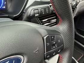 Ford Kuga (2024) thumbnail 27