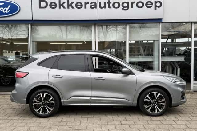 Ford Kuga (2024) thumbnail 6