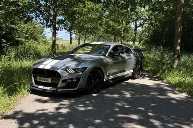 Ford Mustang (2020) thumbnail 2