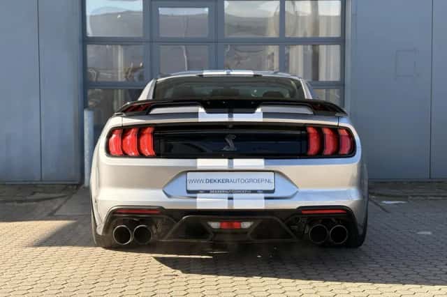 Ford Mustang (2020) thumbnail 9