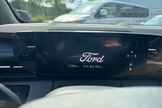 Ford Explorer (2025) thumbnail 16