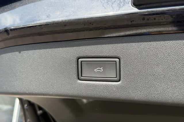 Ford Explorer (2025) thumbnail 25