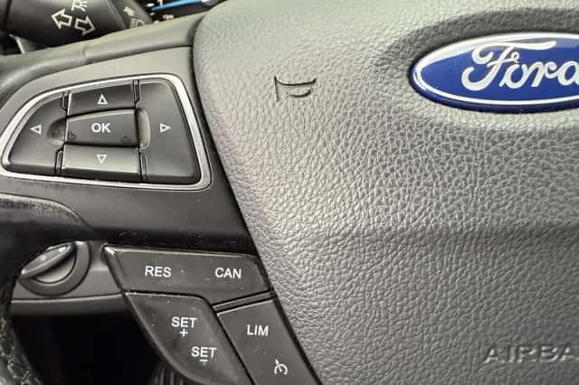 Ford C-Max (2018) thumbnail 14