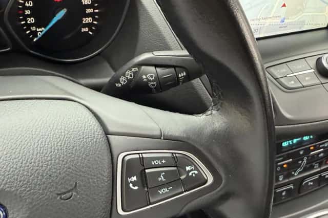 Ford C-Max (2018) thumbnail 15