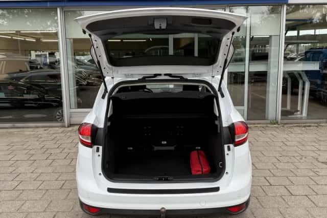 Ford C-Max (2018) thumbnail 5