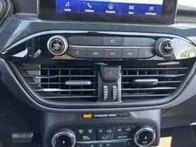 Ford Kuga (2023) thumbnail 11