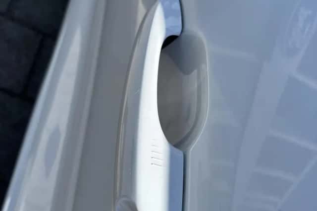Ford Kuga (2023) thumbnail 14