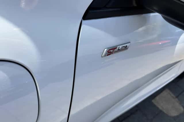 Ford Kuga (2023) thumbnail 18