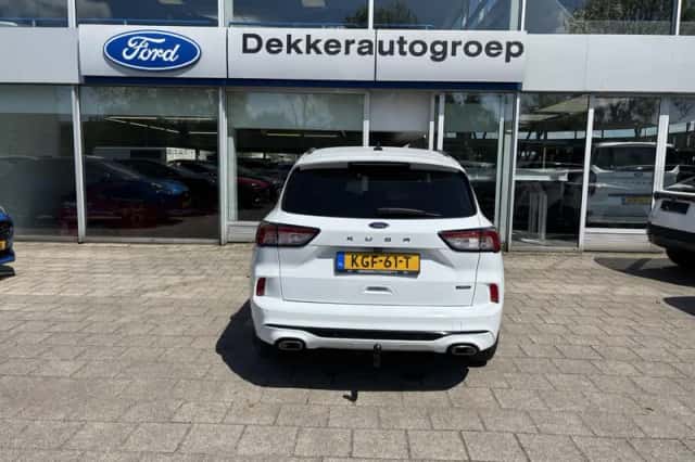 Ford Kuga (2023) thumbnail 21