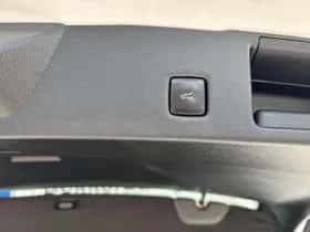Ford Kuga (2023) thumbnail 25
