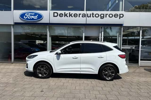 Ford Kuga (2023) thumbnail 26