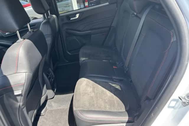 Ford Kuga (2023) thumbnail 30