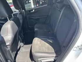 Ford Kuga (2023) thumbnail 30