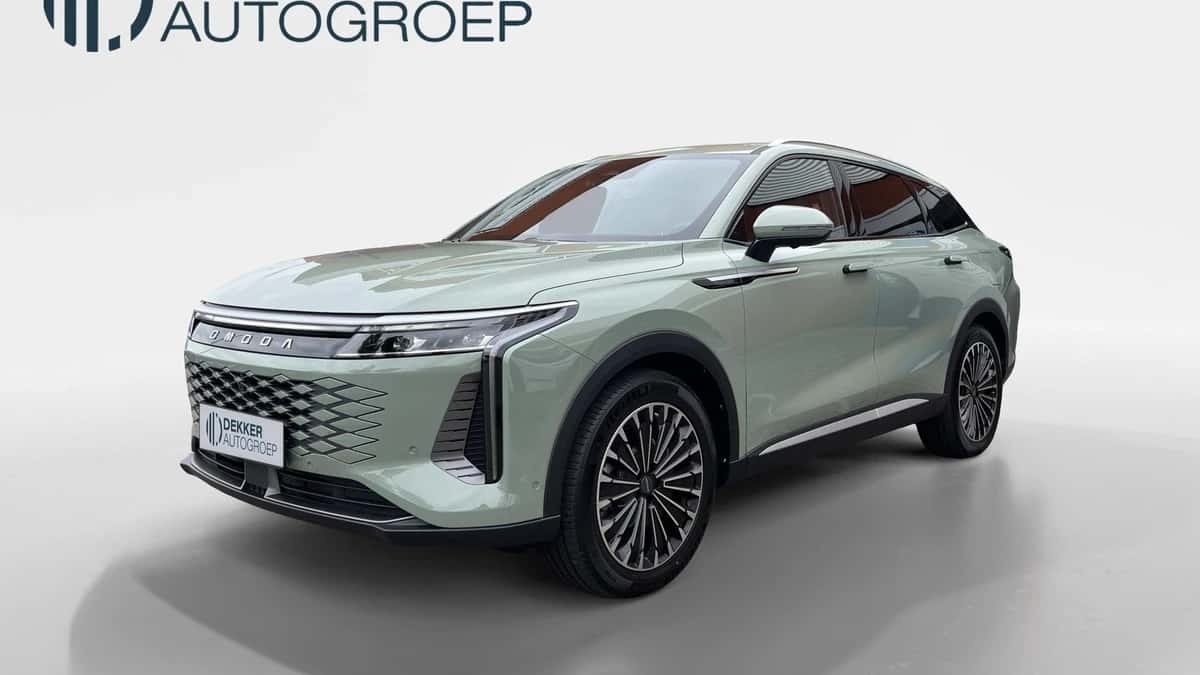 Omoda 9 (2025) — foto 1