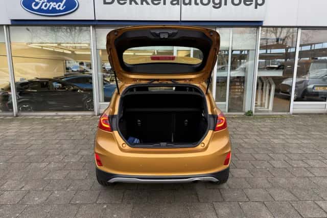 Ford Fiesta (2018) thumbnail 5