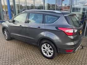 Ford Kuga (2018) thumbnail 4