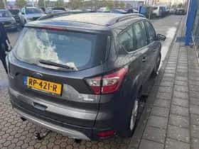 Ford Kuga (2018) thumbnail 6