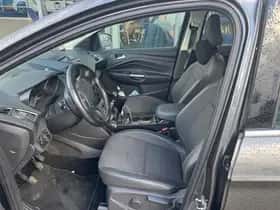 Ford Kuga (2018) thumbnail 9