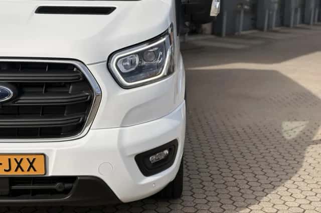 Ford Transit (2024) thumbnail 6