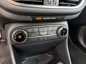 Ford Fiesta (2023) thumbnail 13