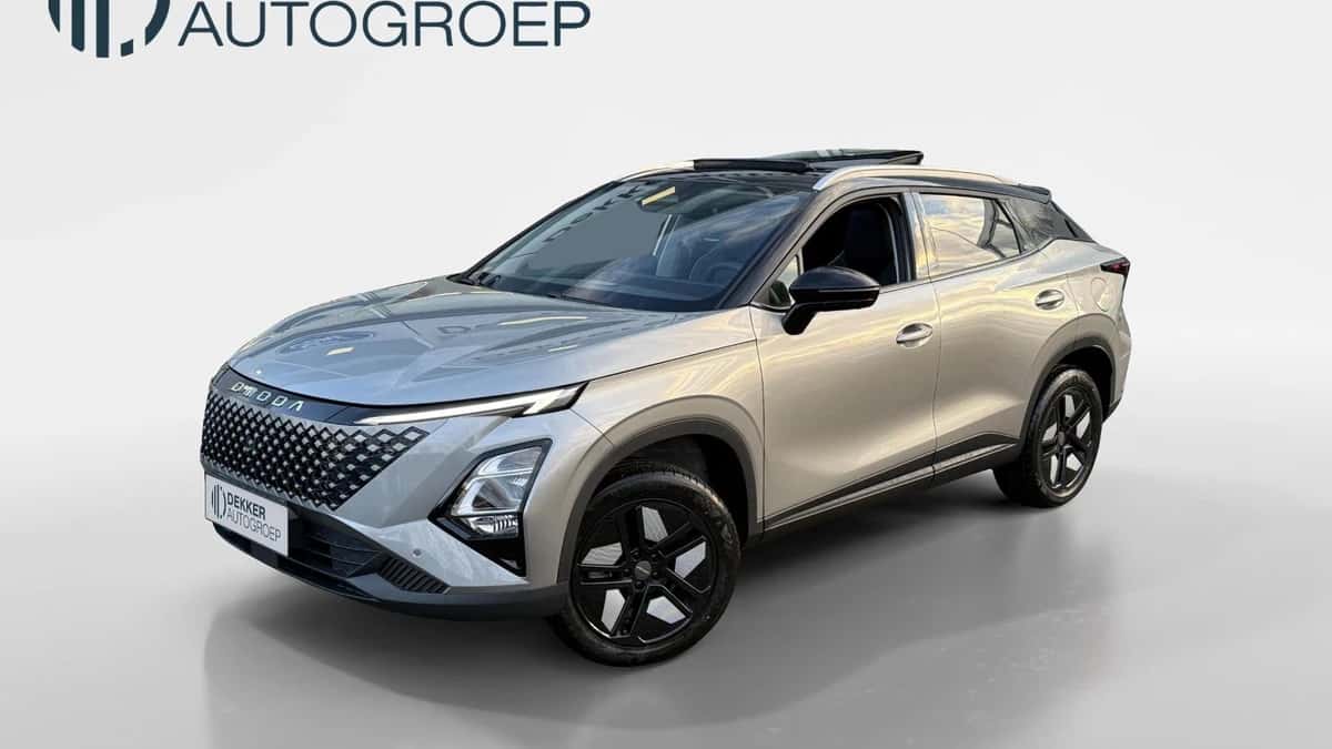Omoda O5 (2025) — foto 1