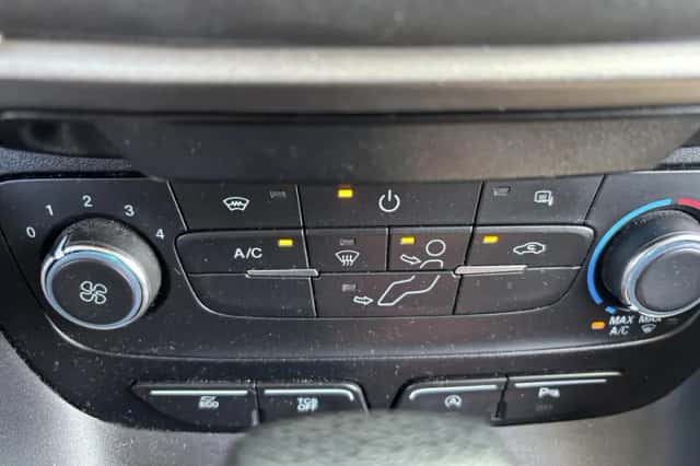 Ford Transit Connect (2022) thumbnail 9