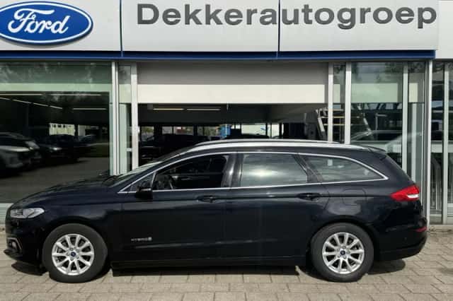 Ford Mondeo (2020) thumbnail 3