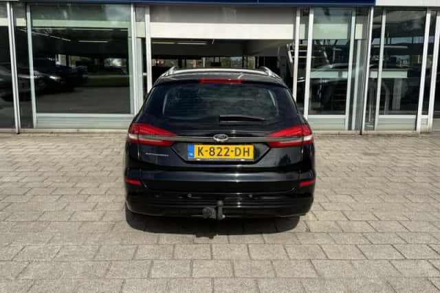 Ford Mondeo (2020) thumbnail 4