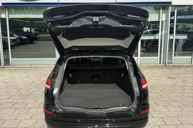 Ford Mondeo (2020) thumbnail 5