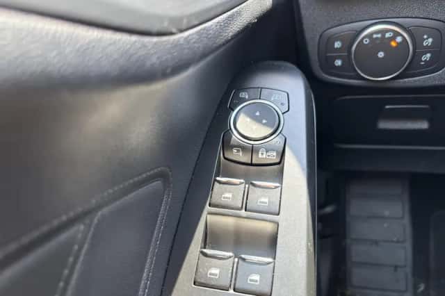 Ford Focus (2019) thumbnail 26