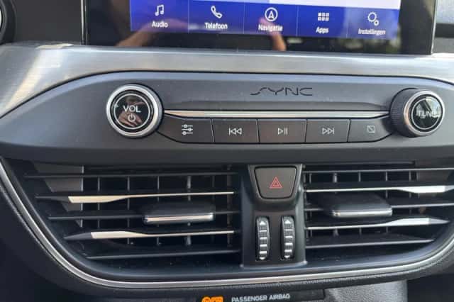 Ford Focus (2019) thumbnail 9