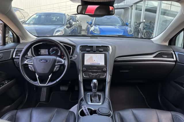 Ford Mondeo (2021) thumbnail 3