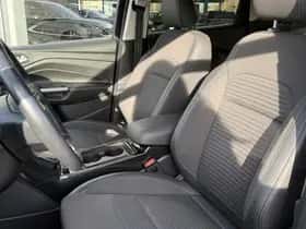 Ford Kuga (2019) thumbnail 15